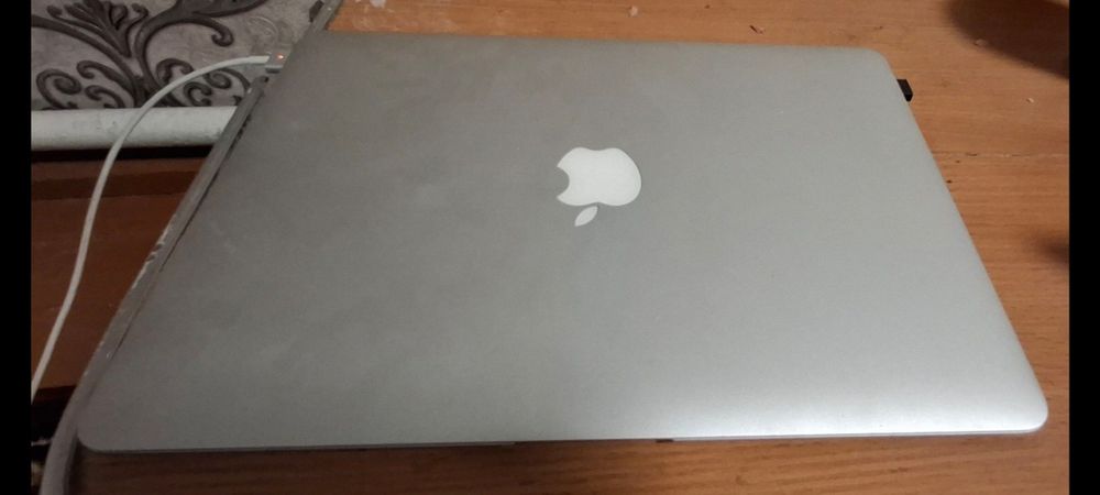 Macbook air 13inch