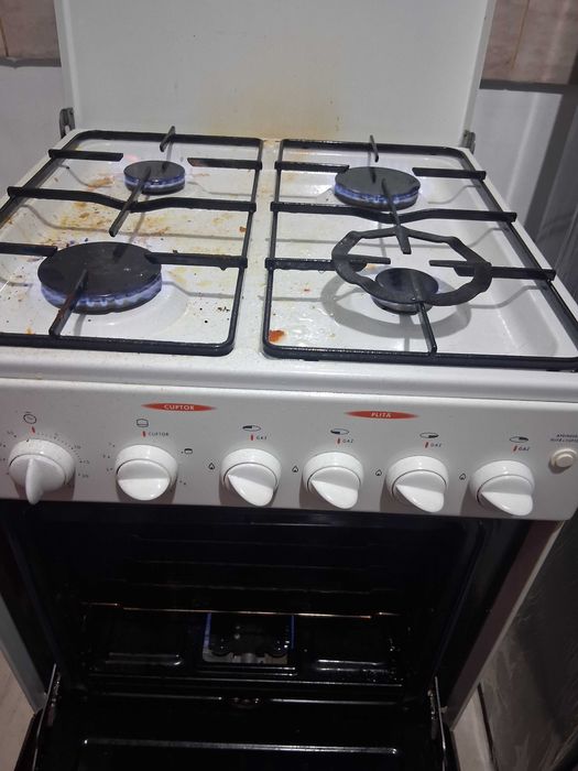 Hota plus aragaz pret negociabil