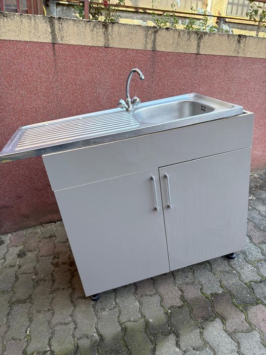 Vând chiuveta de bucătărie