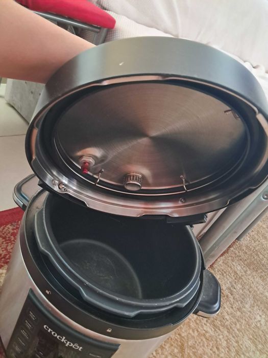 Oala sub presiune Crockpot