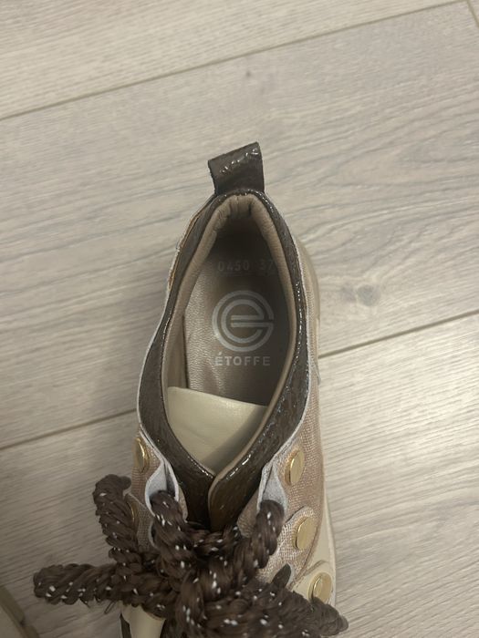 Pantofi sport cu siret din piele