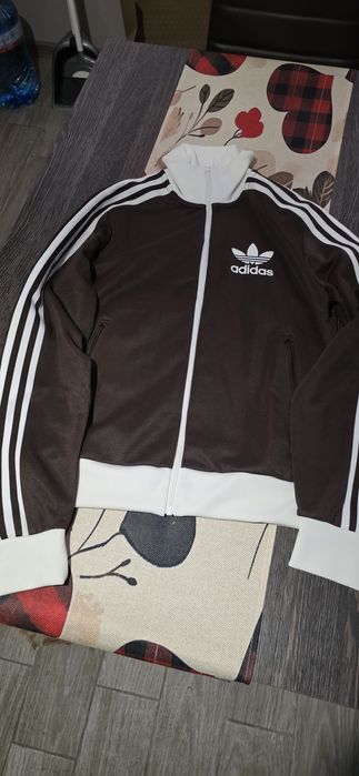 Суичър Адидас чисто нов