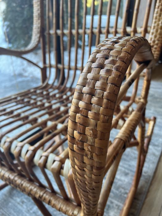 Плетеное кресло качалка