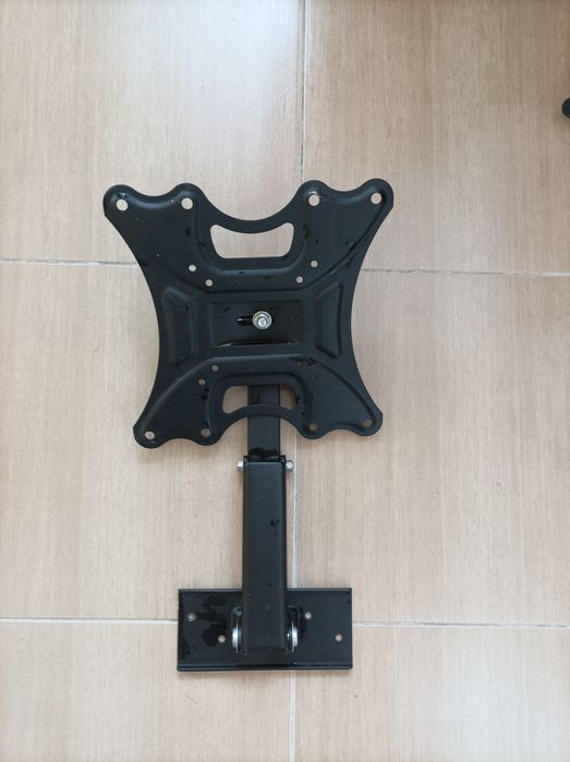 Универсална подвижна стойка за телевизор