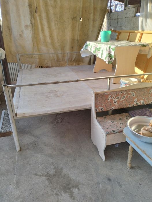 Продается тапчан 3м на 3м