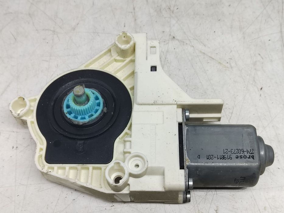 Motoras geam dreapta spate 8k0959812a Audi A6 4G/C7 [2010 - 2014]