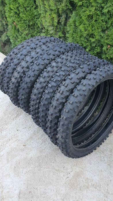 Pirelli si Dunlop 80 100 21 & 90 90 21 & 90 100 21