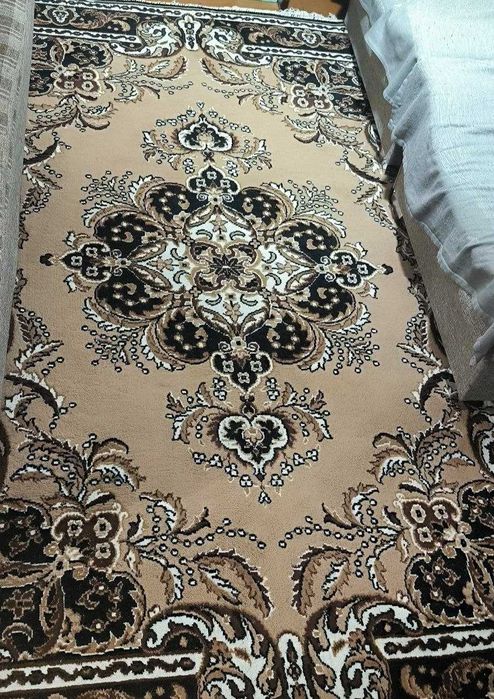 Продам ковёр. Размер+2. 60*1. 82.