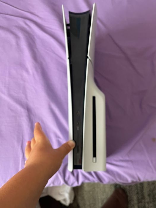Play Station 5 slim