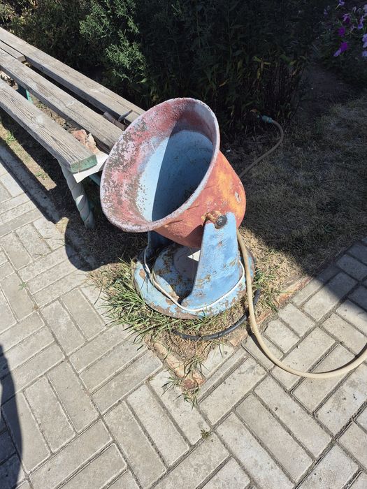 Урна чугунная раритет