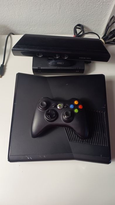 Xbox 360, modat, kinect, controller original, 250gb