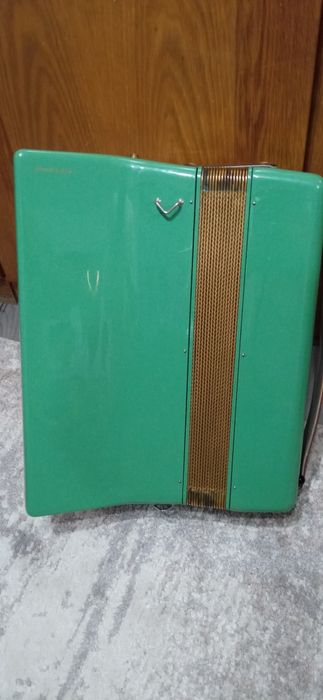 Vind hohner  120bas ca nou