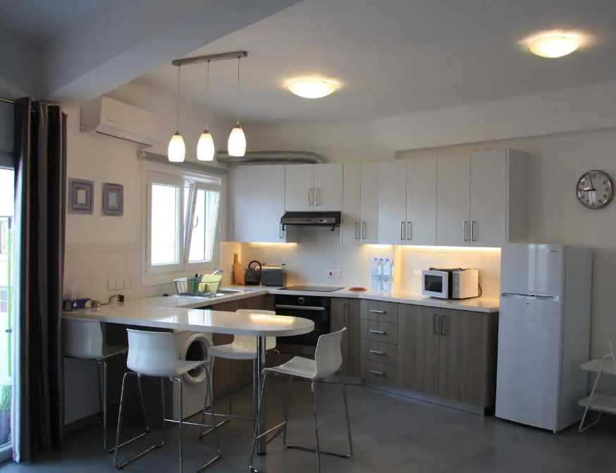 Дава се под наем Двустаен апартамент в Пловдив, Младежки Хълм - 55 кв.м за 309.06 € - Снимка #1