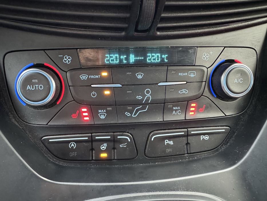 Ford kuga 4x4  , variante sprinter sau autoturism mai mic de oras