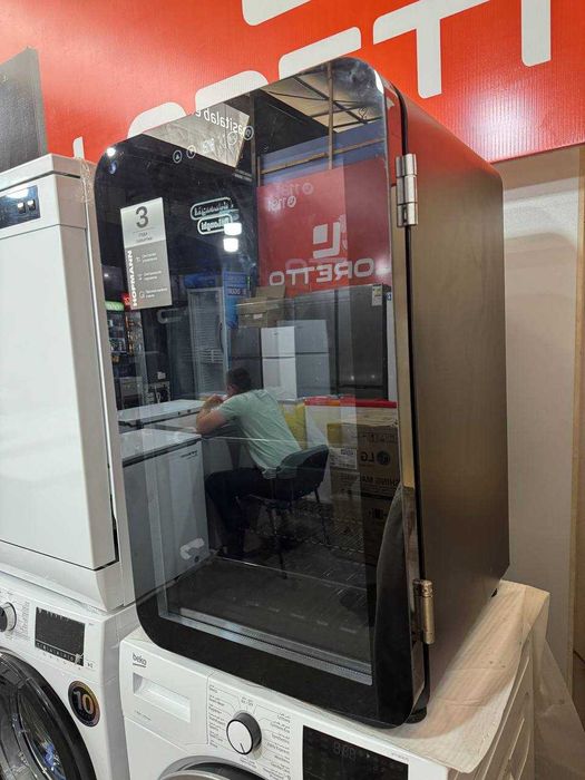 Холодильник мини HOFMANN HBC-136HF Black