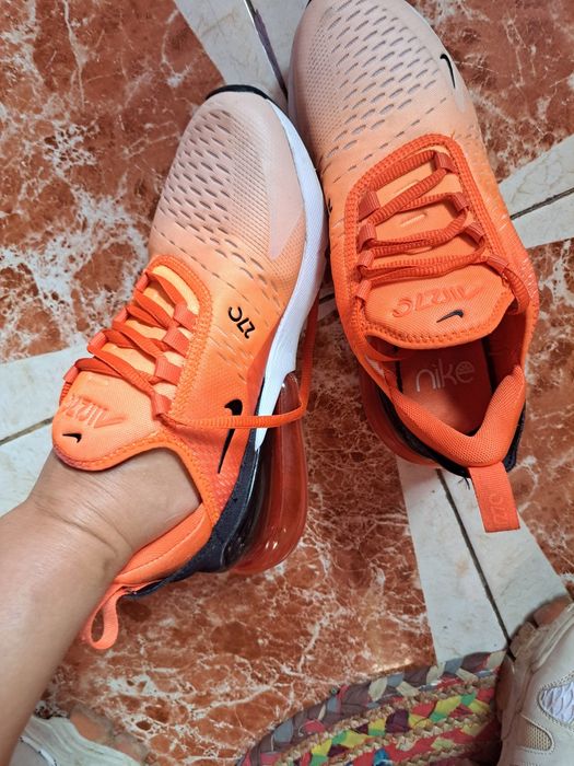 Vand adidas original Nike