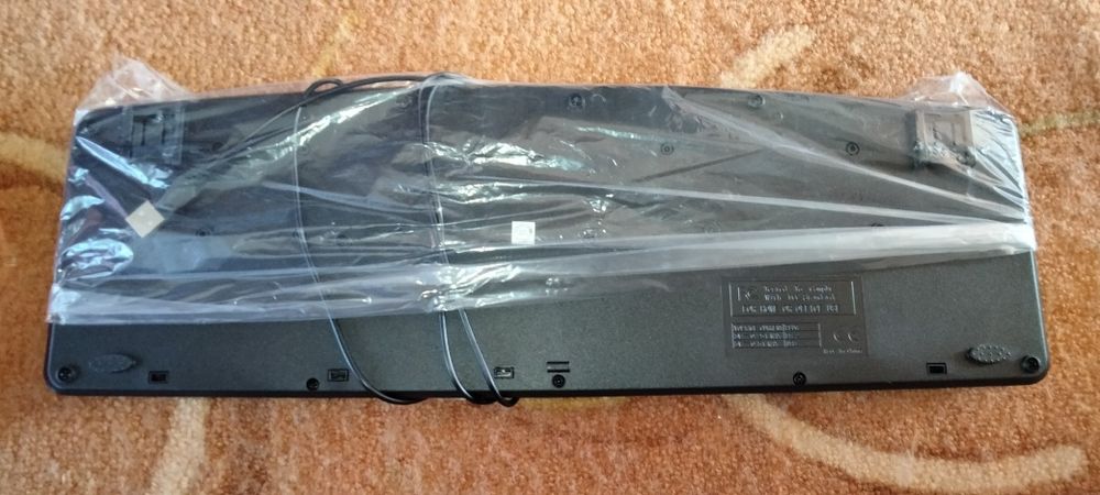 Vând Tastatură Nouă