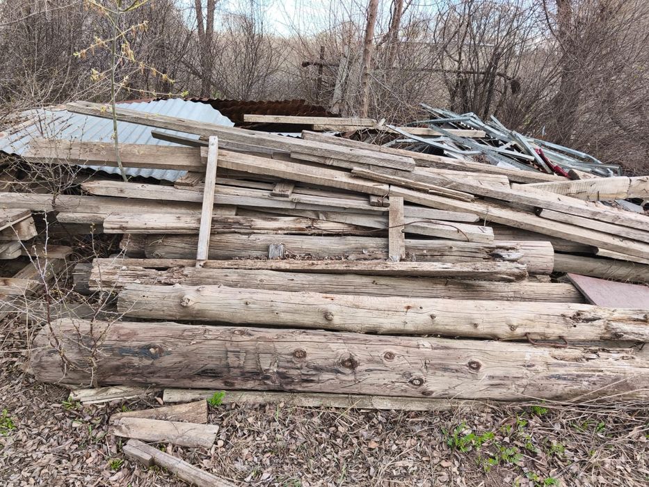 Отдам даром разные дрова и доски
