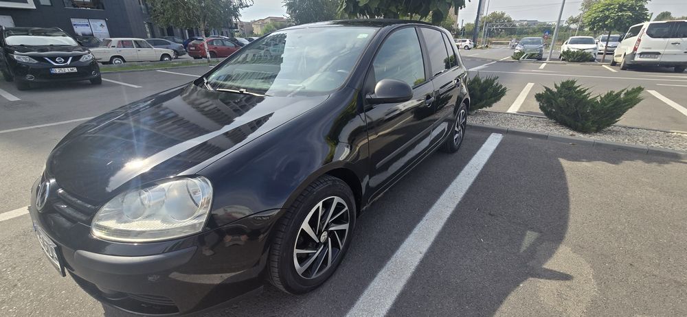 Volkswagen Golf 2007 diesel, 2.695 € — imagine 3