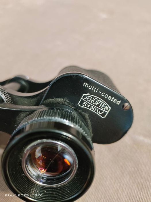 Продается бинокль легенда Zeiss 8x30