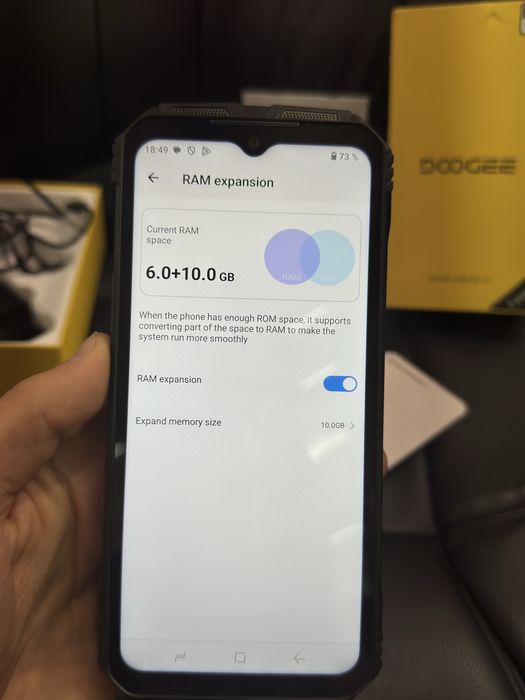 Бронированный телефон Doogee s punk