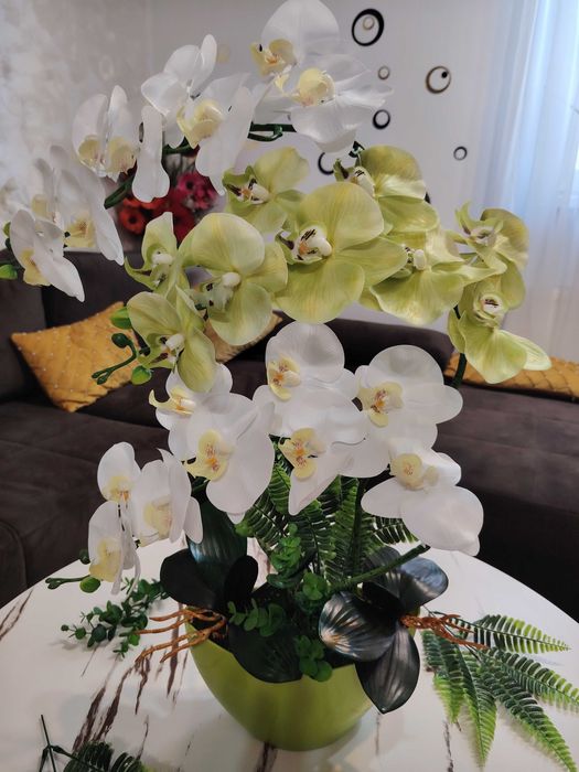 Orhidee artificiala din silicon 3 D ,produs nou!!