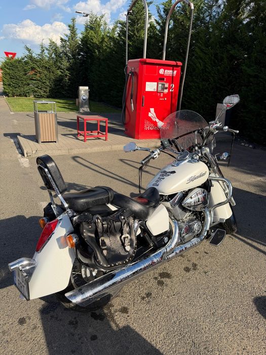 Honda shadow 750