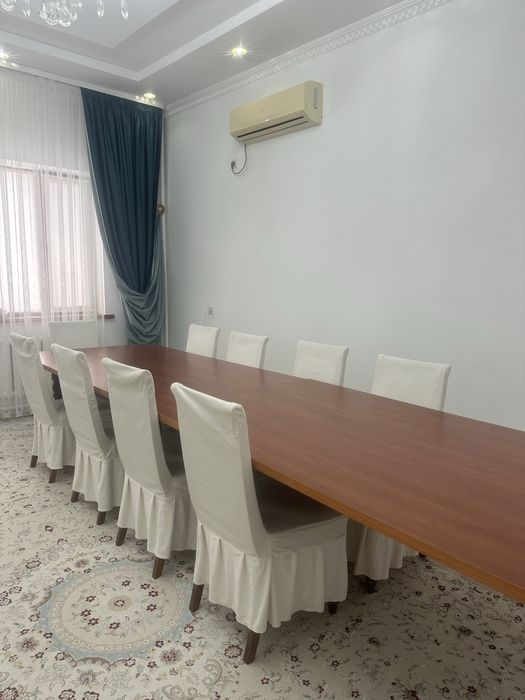 Продается стол со стульями