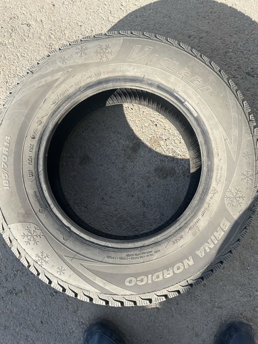 Продам б/у зимние шины 185/70/14