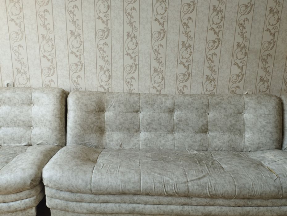 Продам диван состояние хорошее