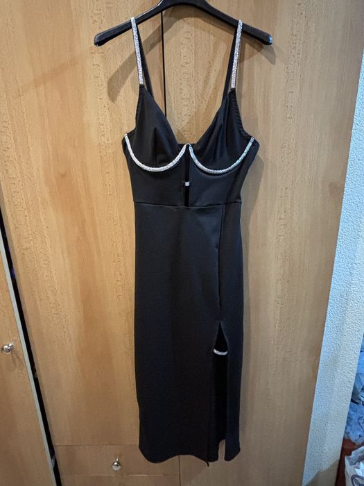 Елегантна рокля