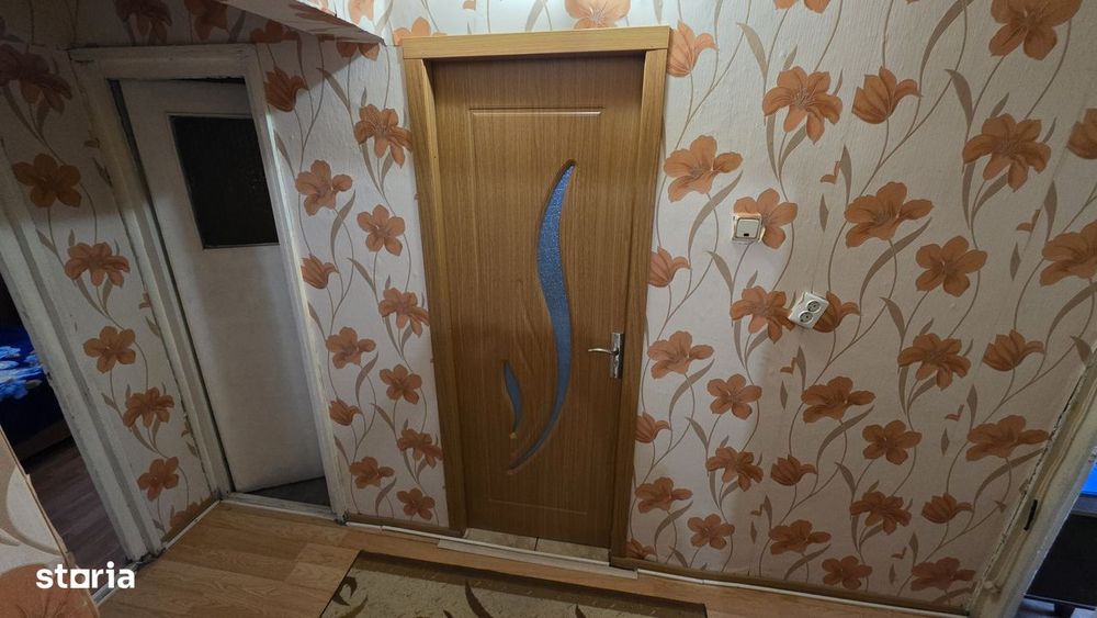 Vand ap cu 3 camere str. Musetelului