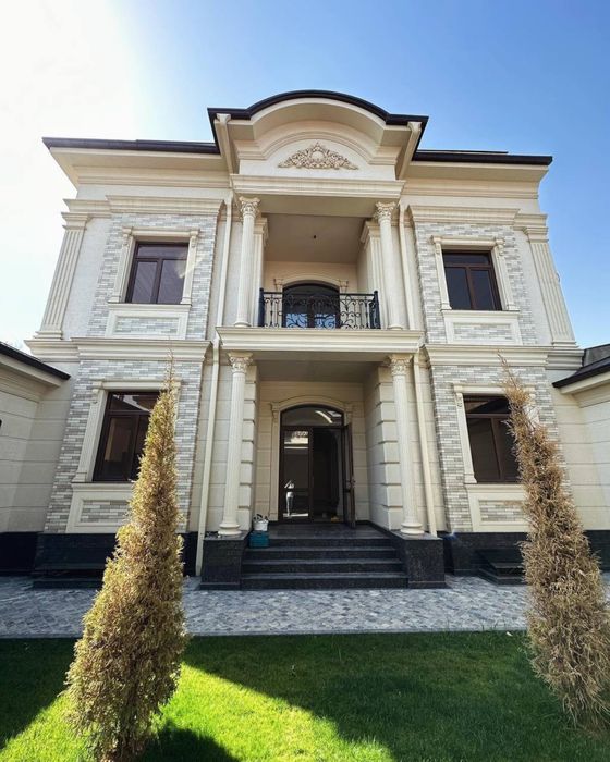 Продаётся. ДОМ Мирзо Улугбекский район. ЦЕНТР ЛУНАЧАРСКОГО.