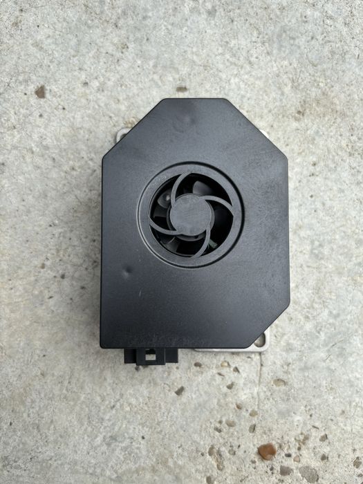 Amplificator Mercedes w218 w219 CLS w211 e class