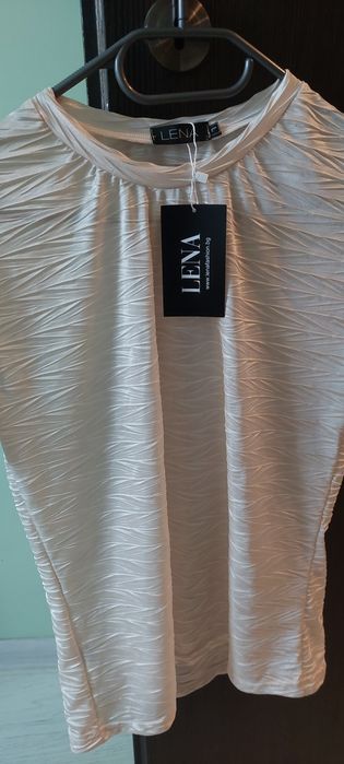 Нови блузи с къс ръкав