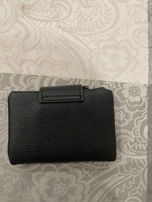 Нови дамски портмонета