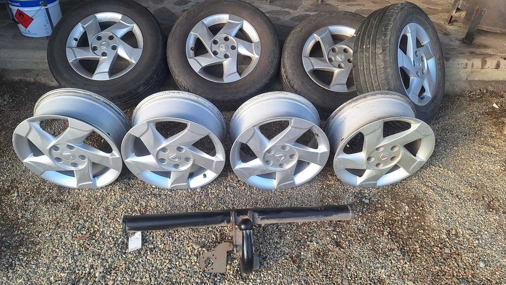 Dacia Duster 1.6 benzina -2012