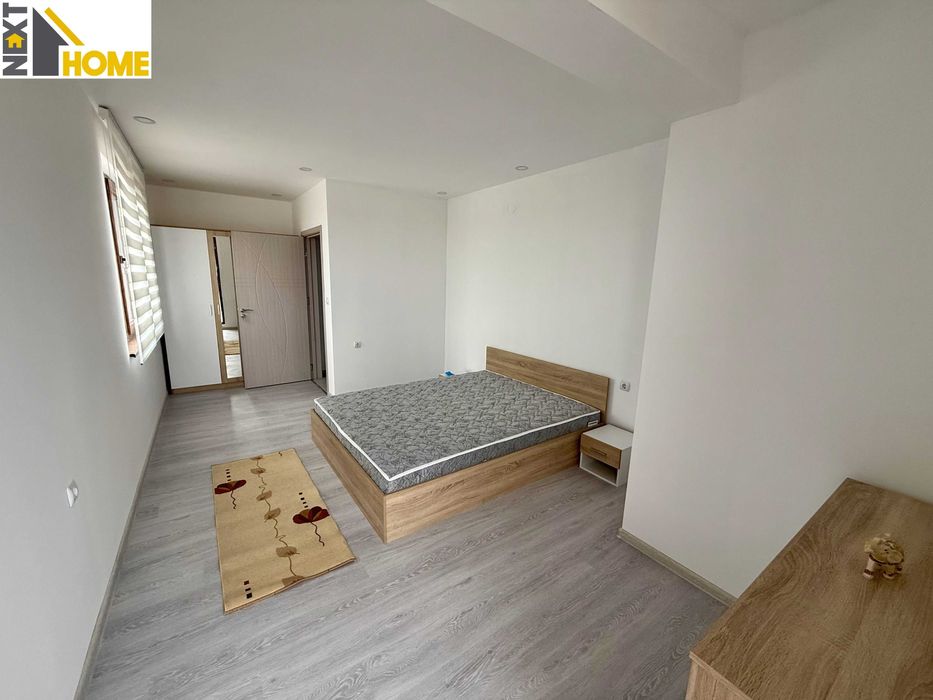 Чисто нов, напълно обзаведен тристаен апартамент в нова сграда