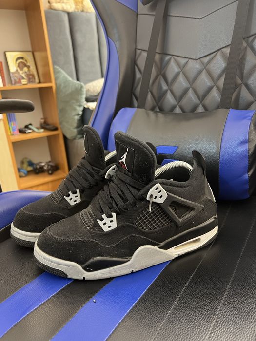Vand jordan 4 black canvas ORIGINALI CITITI DESCRIEREA