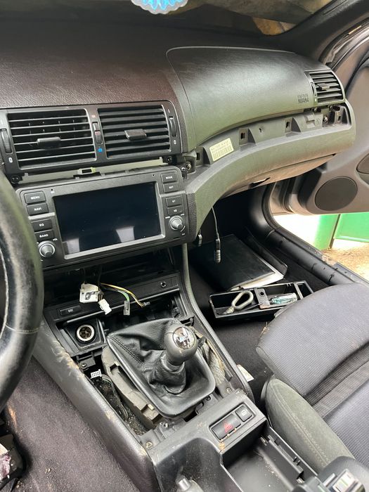 Продавам BMW e46 320d комби на части
