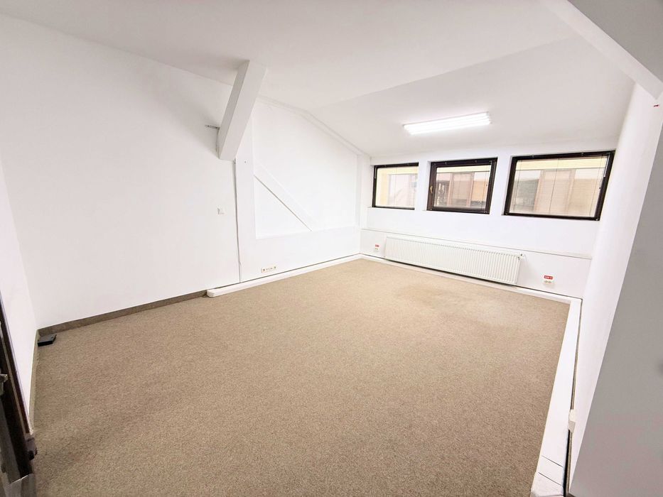 Inchiriez spatiu pentru birouri ultracentral 200 mp