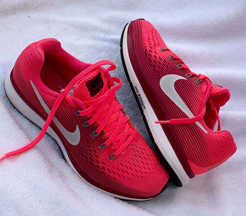 Nike оригинални дамски сникърси 38.5 номер