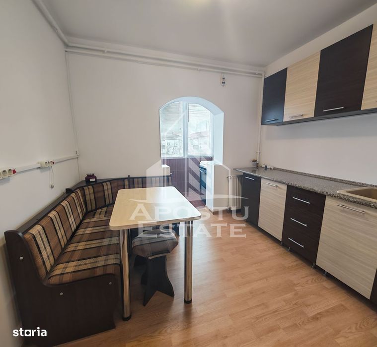 Apartament de vanzare, 3 camere si 2 bai, zona Aradului, Timisoara
