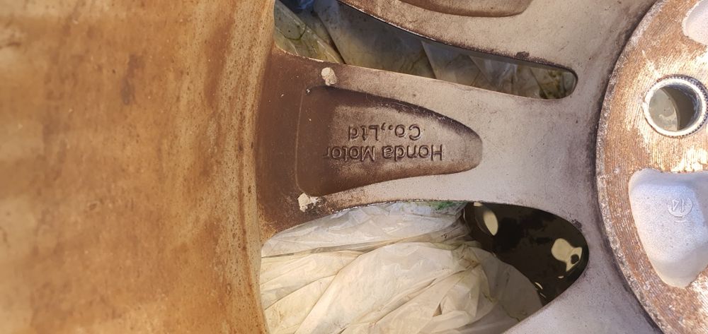 Anvelope 225/65r17 sau Jante 17 Honda originale pentru  Crv sau civic