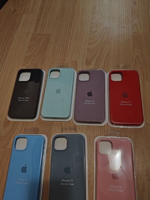 Husa iPhone 13 / 13 Pro Silicone Case Noua