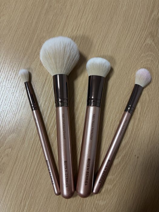 Set pensule machiaj