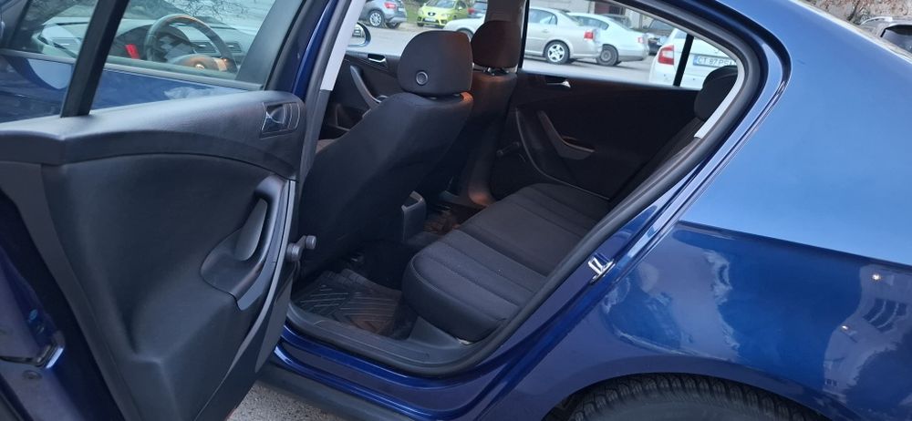 Volkswagen Passat B6 Benzina 1.6 FSi 116.Cp  6+1 Trepte Recent înmatri