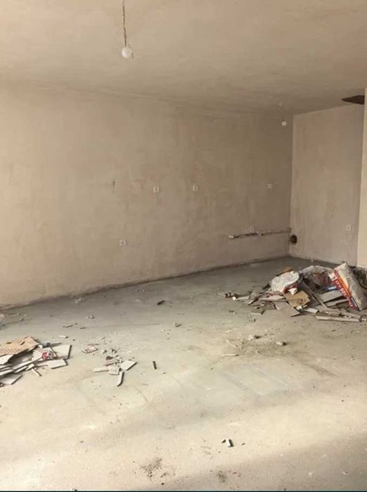 Продава се Тристаен апартамент в Пловдив, Тракия - 101 кв.м за 743 €/кв.м - Снимка #4