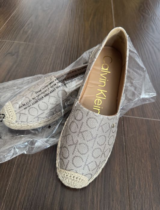 Продам лоферы Calvin Klein Оригинал