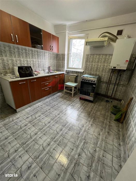 Vanzare apartament 2 camere etaj 2 - Podu Ros - Cantemir